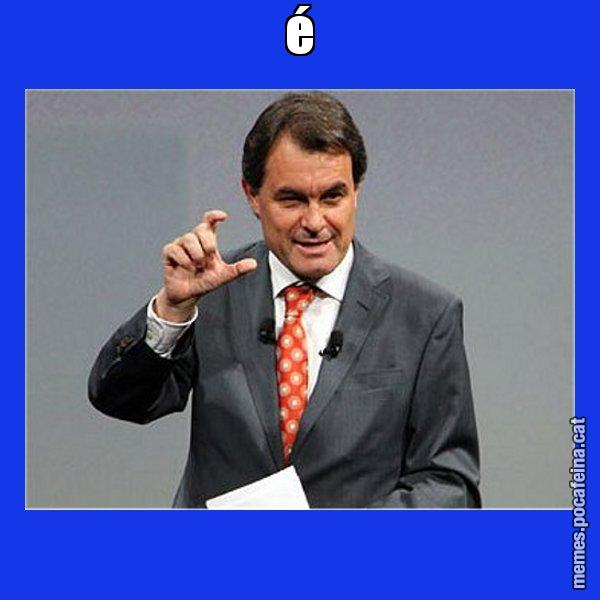 é - Artur Mas Titola
