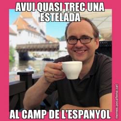 AVUI QUASI TREC UNA ESTELADA AL CAMP DE L'ESPANYOL