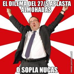 EL DILEMA DEL 27/S APLASTA ALMOHADAS  O SOPLA NUCAS