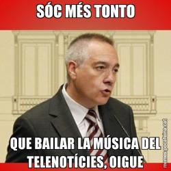 SÓC MÉS TONTO QUE BAILAR LA MÚSICA DEL TELENOTÍCIES, OIGUE