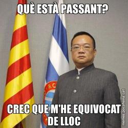 QUÈ ESTÀ PASSANT?  CREC QUE M'HE EQUIVOCAT DE LLOC