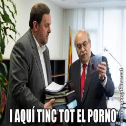 I AQUÍ TINC TOT EL PORNO