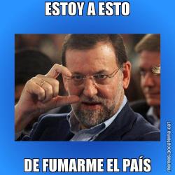 ESTOY A ESTO DE FUMARME EL PAÍS