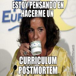 ESTOY PENSANDO EN HACERME UN  CURRICULUM POSTMORTEM