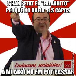 S'HAN PETAT EN "FALANHITO" PERQUÈ NO OBEÏA  ELS CAPOS A MI AIXÒ NO EM POT PASSAR