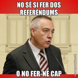 NO SÉ SI FER DOS REFERÈNDUMS O NO FER-NE CAP