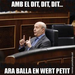 AMB EL DIT, DIT, DIT... ARA BALLA EN WERT PETIT