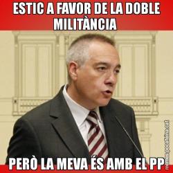 ESTIC A FAVOR DE LA DOBLE MILITÀNCIA  PERÒ LA MEVA ÉS AMB EL PP