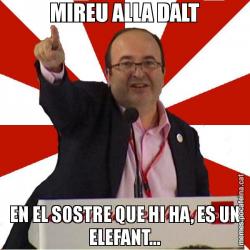 MIREU ALLA DALT EN EL SOSTRE QUE HI HA, ES UN ELEFANT...
