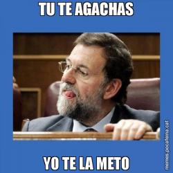TU TE AGACHAS YO TE LA METO