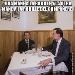 -UNA MANÉ A LA RODILLÉ Y LA OTRA MANE A LA RODILLE DEL COMPAÑERE.