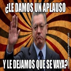 ¿LE DAMOS UN APLAUSO Y LE DEJAMOS QUE SE VAYA?