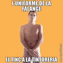 L'UNIFORME DE LA FALANGE EL TINC A LA TINTORERIA