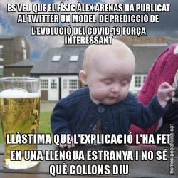 ES VEU QUE EL FÍSIC ÀLEX ARENAS HA PUBLICAT AL TWITTER UN MODEL  DE PREDICCIÓ DE L'EVOLUCIÓ DEL COVID-19 FORÇA INTERESSANT LLÀSTIMA QUE L'EXPLICACIÓ L'HA FET EN UNA LLENGUA ESTRANYA I NO SÉ QUÈ COLLONS DIU