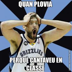 QUAN PLOVIA  PERQUÈ CANTÀVEU EN CLASSE