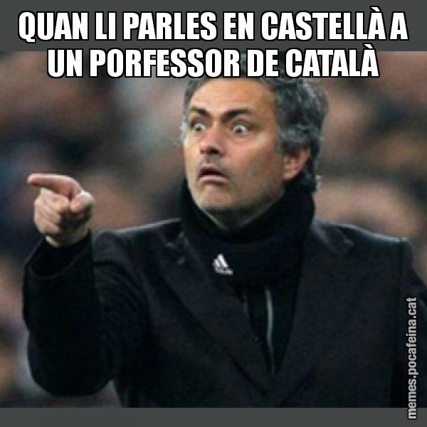 QUAN LI PARLES EN CASTELLÀ A UN PORFESSOR DE CATALÀ - Mourinho