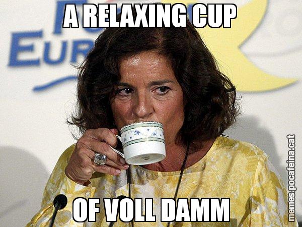 A RELAXING CUP OF VOLL DAMM - Ana Botella relaxing cup