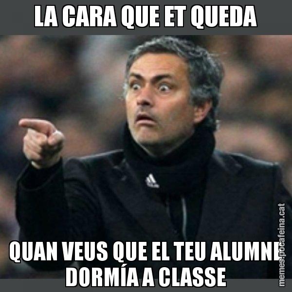 LA CARA QUE ET QUEDA QUAN VEUS QUE EL TEU ALUMNE DORMÍA A CLASSE - Mourinho