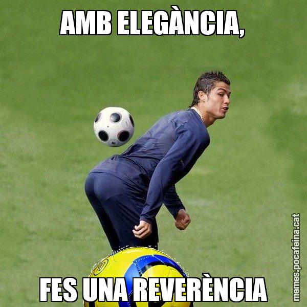 AMB ELEGÀNCIA, FES UNA REVERÈNCIA - Cristiano Ronaldo