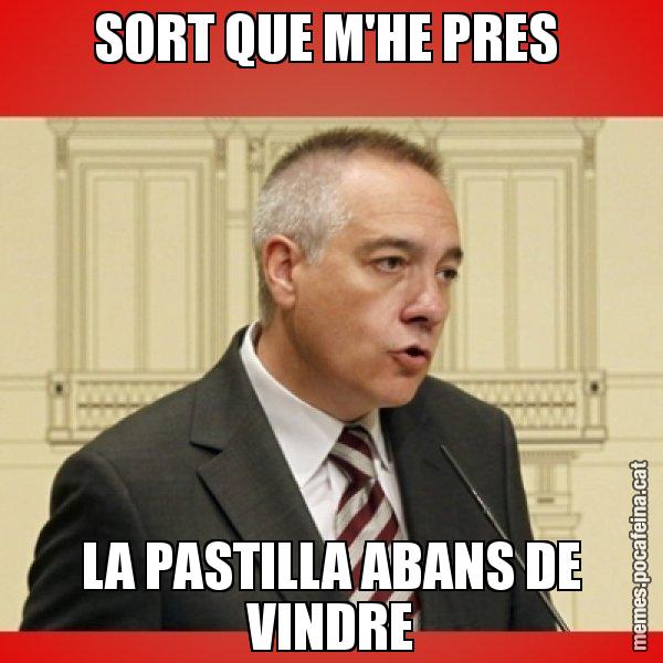 SORT QUE M'HE PRES  LA PASTILLA ABANS DE VINDRE - Pere Navarro