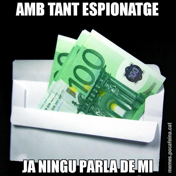 AMB TANT ESPIONATGE JA NINGU PARLA DE MI - Sobre