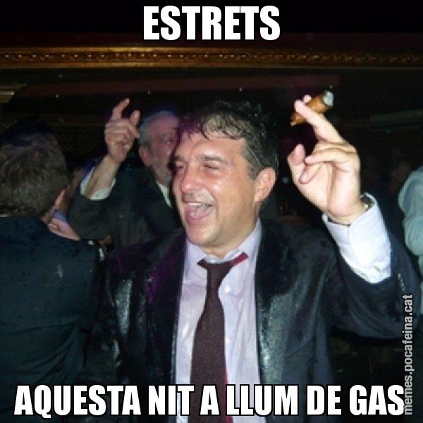 ESTRETS AQUESTA NIT A LLUM DE GAS - Laporta de Festa